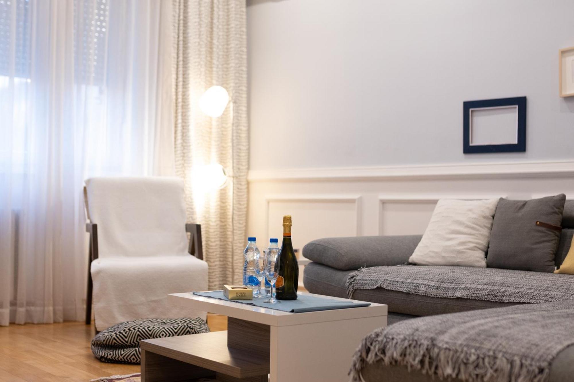 Central Business Apartments Terazije 贝尔格莱德 外观 照片